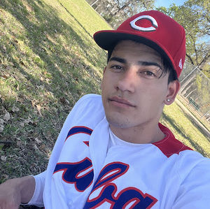 Meet your Posher, Edilberto jesús